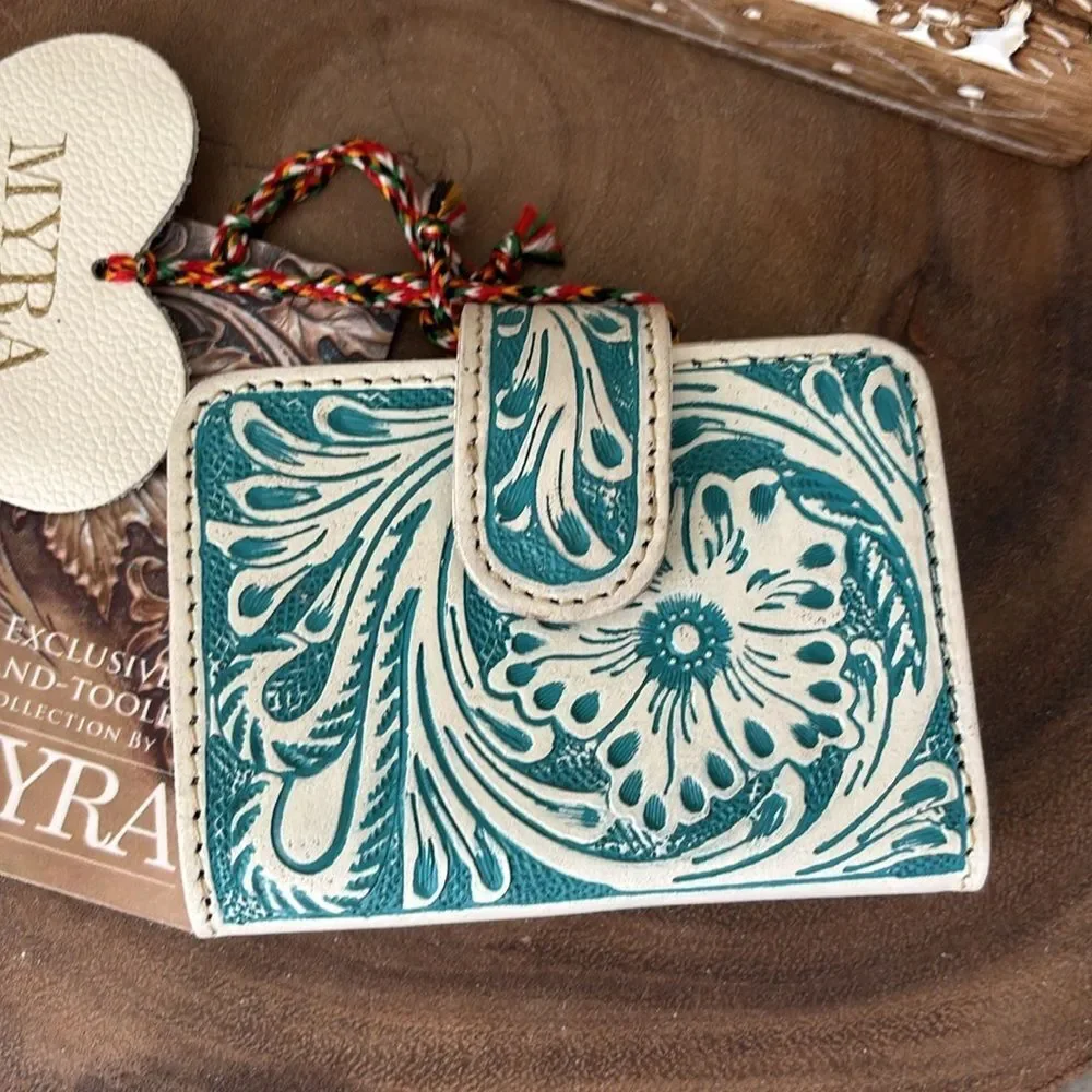Myra Prairie Meadow Wallet - Picture 3 of 7
